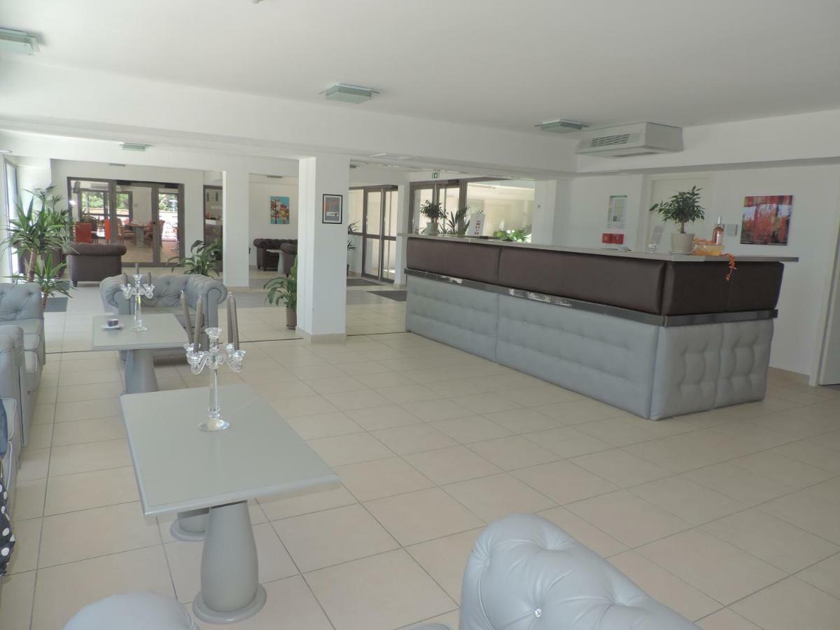 Studios Nuitee En Provence 普罗旺斯地区艾克斯 外观 照片